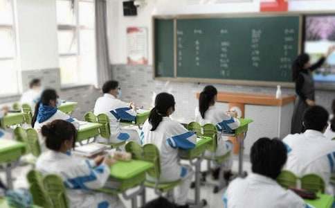  新学期班会工作总结